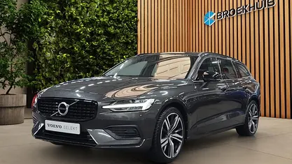 Occasion 2021 Volvo V60 Momentum Stationwagen | € 26.895 (Eerlijke prijs)