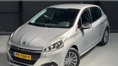 Grijs Gebruikt 2016 Peugeot 208 GT-line Hatchback | € 9.425 (Eerlijke prijs)