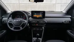 Gebruikt 2024 Dacia Sandero Expression Hatchback | € 15.950 (Goede deal)