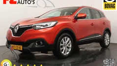 Rood Gebruikt 2016 Renault Kadjar Intens SUV | € 11.945 (Eerlijke prijs)