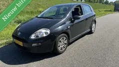 Zwart Gebruikt 2015 Fiat Punto Dynamic Hatchback | € 2.950 (Eerlijke prijs)
