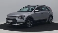 Grijs Gebruikt 2022 Kia Niro SUV | € 23.700 (Eerlijke prijs)