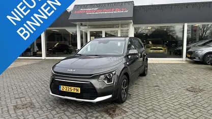 Occasion Kia Niro Comfort 142 PK (104 kW) 2024 Grijs SUV