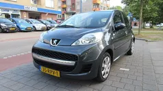 Grijs Gebruikt 2011 Peugeot 107 Hatchback | € 3.950 (Eerlijke prijs)
