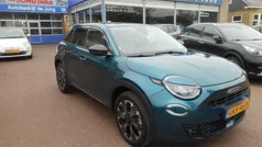 Blauw Gebruikt 2024 Fiat 600 La Prima SUV | € 29.945 (Eerlijke prijs)