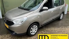 Gebruikt 2013 Dacia Lodgy Lauréate MPV | € 4.995 (Eerlijke prijs)