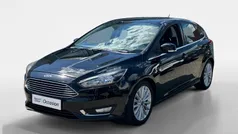 Zwart Gebruikt 2015 Ford Focus Titanium Hatchback | € 9.900 (Eerlijke prijs)