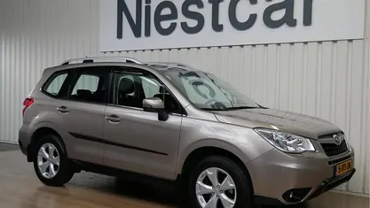 Bruin Gebruikt 2015 Subaru Forester SUV | € 17.950 (Eerlijke prijs)