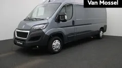 Grijs Gebruikt 2022 Peugeot Boxer Van | € 20.900 (Eerlijke prijs)