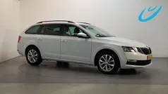Wit Gebruikt 2020 Skoda Octavia Business Line Stationwagen | € 12.950 (Goede deal)
