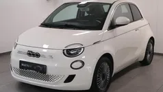 Wit Gebruikt 2023 Fiat 500e Icon Hatchback | € 19.794 (Eerlijke prijs)