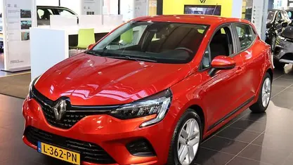 Gebruikt 2021 Renault Clio V Zen Hatchback | € 13.400 (Eerlijke prijs)