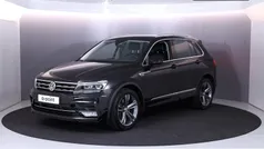 Zwart Gebruikt 2017 VW Tiguan Highline SUV | € 27.949 (Eerlijke prijs)