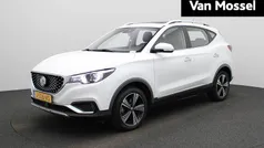 Gebruikt 2020 MG ZS Luxury SUV | € 13.845 (Eerlijke prijs)