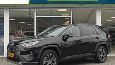 Zwart Gebruikt 2022 Toyota RAV4 Hybrid Style SUV | € 37.485 (Goede deal)