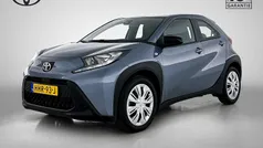 Gebruikt 2025 Toyota Aygo X Play SUV | € 19.950 (Eerlijke prijs)