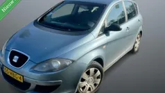 Grijs Gebruikt 2004 Seat Altea MPV | € 1.499 (Eerlijke prijs)