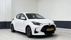 Wit Gebruikt 2021 Toyota Yaris Hybrid Comfort Hatchback | € 17.949 (Goede deal)