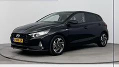 Zwart Gebruikt 2022 Hyundai i20 Comfort Hatchback | € 20.900 (Eerlijke prijs)
