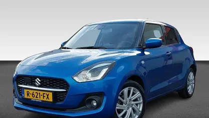 Blauw Gebruikt 2021 Suzuki Swift Style Hatchback | € 15.930 (Eerlijke prijs)