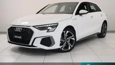 Wit Gebruikt 2022 Audi A3 Sportback e-tron Sedan | € 27.195 (Eerlijke prijs)