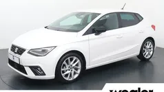Wit Gebruikt 2023 Seat Ibiza FR Hatchback | € 19.540 (Eerlijke prijs)