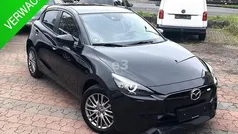 Zwart Gebruikt 2024 Mazda 2 Exclusive-Line Hatchback | € 24.950 (Eerlijke prijs)