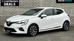 Wit Gebruikt 2019 Renault Clio IV Intens Hatchback | € 14.740 (Eerlijke prijs)