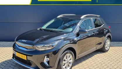 Gebruikt 2024 Kia Stonic SUV | € 22.885 (Eerlijke prijs)