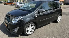 Zwart, metallic lak Gebruikt 2011 Renault Twingo Collection Hatchback | € 3.495 (Eerlijke prijs)