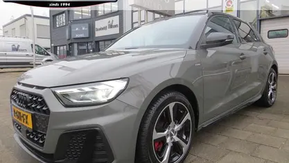 Grijs Occasion 2020 Audi A1 Sportback Proline Hatchback | € 25.900 (Eerlijke prijs)