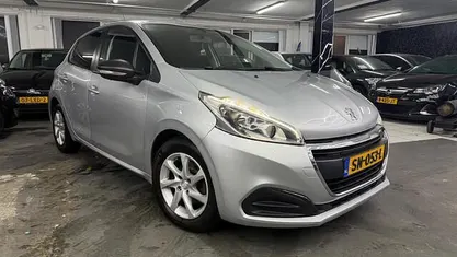 Gebruikt 2016 Peugeot 208 Active Hatchback | € 5.850 (Goede deal)