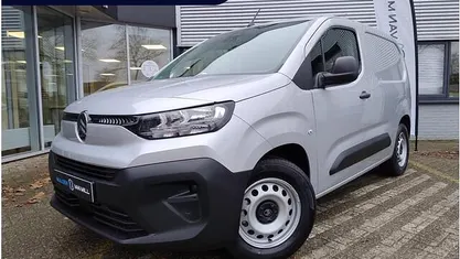 Nieuw Citroën Berlingo Comfort 100 kW (136 PK) 2026 Grijs MPV