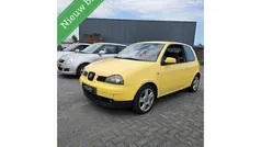Geel Gebruikt 2003 Seat Arosa Sport Hatchback | € 1.599 (Eerlijke prijs)