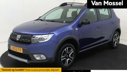 Blauw Occasion 2020 Dacia Sandero Stepway Hatchback | € 11.635 (Eerlijke prijs)