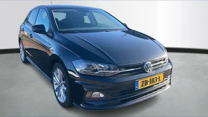 Occasion VW Polo Highline 95 PK (69 kW) 2019 Deep black Hatchback