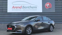 Gebruikt 2022 Mazda 3 Comfort Sedan | € 29.150 (Eerlijke prijs)