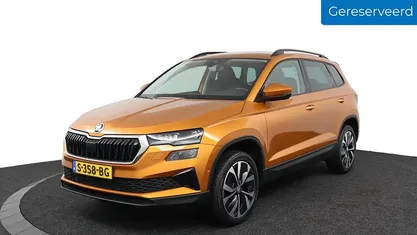 Occasion 2023 Skoda Karoq SUV | € 28.795 (Eerlijke prijs)