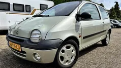 Geel Gebruikt 2000 Renault Twingo Initiale Hatchback | € 1.149 (Eerlijke prijs)