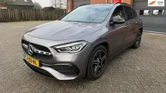 Grijs Gebruikt 2020 Mercedes GLA200 Business SUV | € 34.750 (Eerlijke prijs)