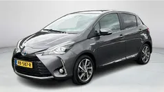 Gebruikt 2017 Toyota Yaris Hybrid Premium Hatchback | € 16.445 (Eerlijke prijs)