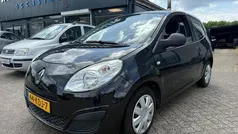Zwart Gebruikt 2009 Renault Twingo Authentique Hatchback | € 2.350 (Eerlijke prijs)