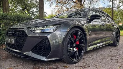 Grijs Gebruikt 2021 Audi RS6 S-Line Stationwagen | € 112.450 (Goede deal)