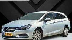Grijs Gebruikt 2018 Opel Astra Edition Stationwagen | € 11.895 (Eerlijke prijs)