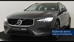 Grijs, metallic lak Gebruikt 2025 Volvo V60 Stationwagen | € 43.890 (Eerlijke prijs)