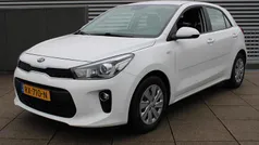 Wit Gebruikt 2018 Kia Rio Comfort Hatchback | € 11.695 (Eerlijke prijs)