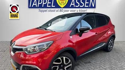 Rood Gebruikt 2015 Renault Captur SUV | € 10.850 (Eerlijke prijs)