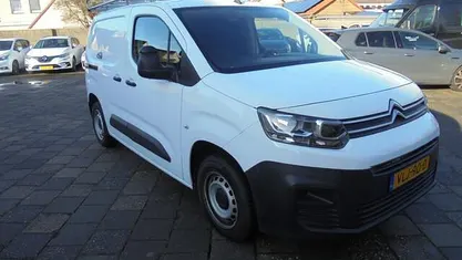Occasion 2021 Citroën Berlingo MPV | € 11.450 (Goede deal)