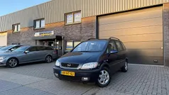 Blauw (metallic) Gebruikt 2001 Opel Zafira Elegance MPV | € 1.999 (Eerlijke prijs)