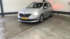 Grijs Gebruikt 2019 Skoda Fabia Active Stationwagen | € 12.895 (Eerlijke prijs)